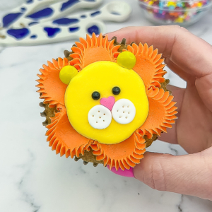 Easy Lion Cupcakes