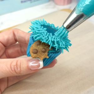Step 6 - Mini Cookie Monster cupcakes